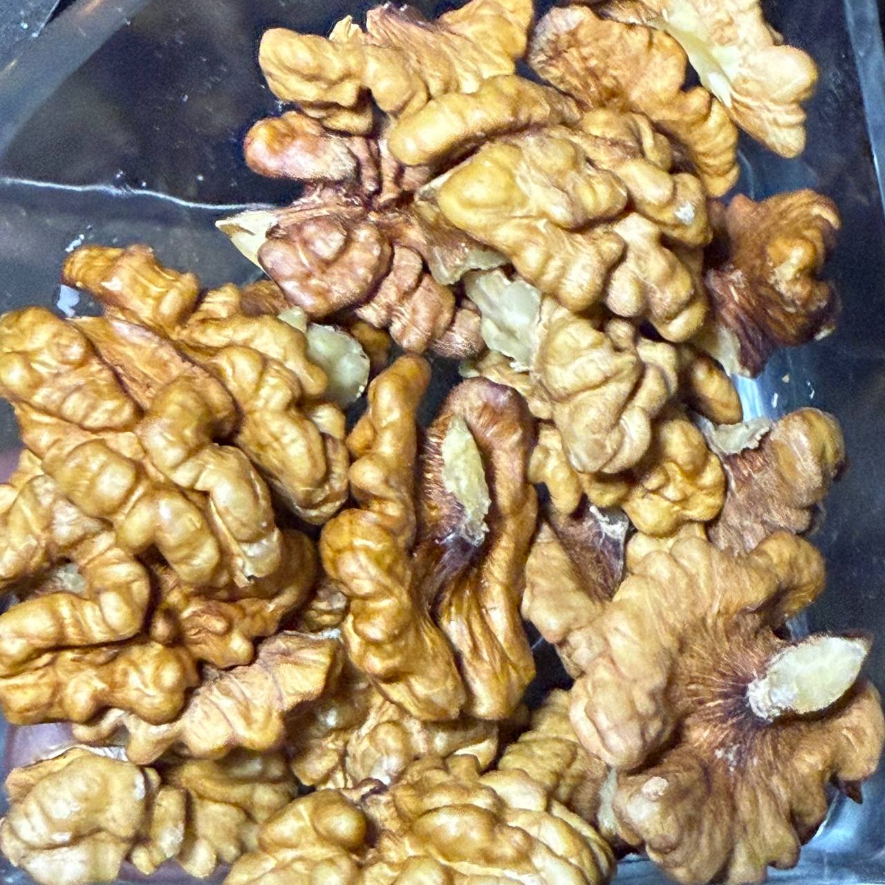 مغز گردو اعلا همدان